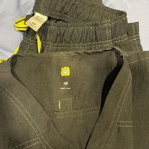 Wonderwink black scrub set